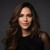 Victoria R.